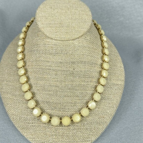 Banana Republic Beaded Statement Necklace Pale Honey Faceted Prong Set Gold Tone - Picture 7 of 8
